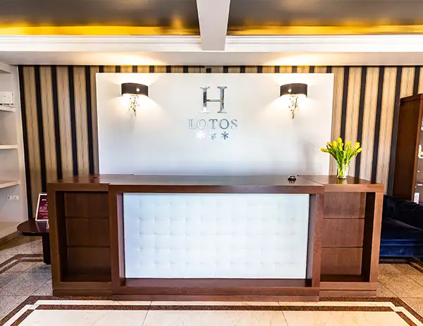 Innenraum des Hotel Lotos